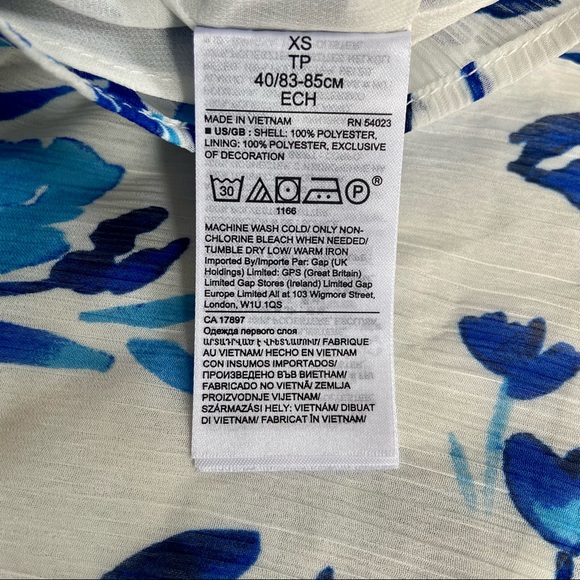 NEW WITH TAGS BLOUSE BY BANANA - GORGEOUS - Picture 5 of 7